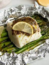 30 minute pesto baked cod in foil with