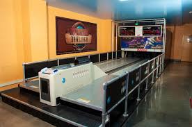 Polar region bowling arcade machines. Bowlingo Power House Entertainment Group
