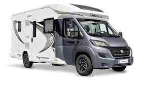 Low profile motorhome