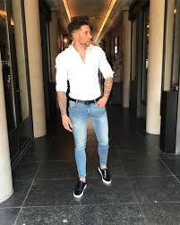 Also, when it comes to teaming with a white shirt, you can play around a bit by pairing your white shirt with pants dipped in hues like dark green. 40 White Shirt Outfit Ideas For Men Styling Tips White Shirt Outfits Jeans Outfit Men Shirt Outfit Men