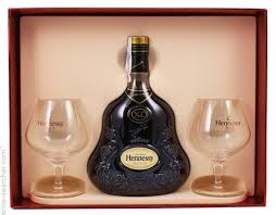 hennessy x o cognac with gles