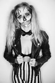 woman creepy halloween clown skull