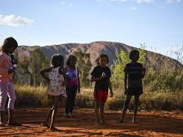 It embodies the hardy outback of the northern territory's red centre, and is a travel hub for sights and hikes in the region. Sntj Xpqkvl7m