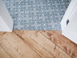 ceramic tile vs vinyl plank flooring