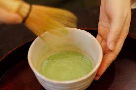 はじめての抹茶の点て方。抹茶を飲みやすくした「薄茶の点て方」編 | Discover Japan | ディスカバー・ジャパン