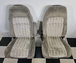 Left Seats For Gmc C1500 Suburban For