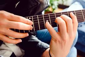 how to strengthen fingers for guitar