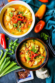 vegetable coconut curry soup vegan