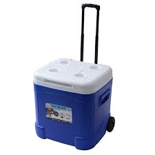 This igloo rolling cooler has a recessed drain plug that's designed for ease in emptying melted ice and cleaning. Igloo Ice Dice Curler Cooler 60 Quart Ocean Blue