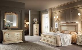 Customized amish handcrafted furniture available in rich american hardwoods. Classics Bedrooms Furniture Ivory With Gold Color Finishings Idfdesign