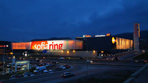 Pilih hanya pilihan penempatan terbaik. Sofia Ring Mall Shopping Center Signage Wayfinding Ido Design