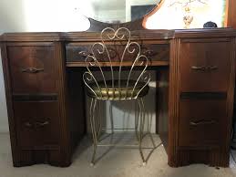 1950s makeup vanity w 5 drawers and