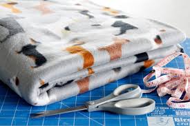 It involves very little sewing, and with a bit of practice almost anyone can create customized baby blankets. Ridiculously Easy Diy No Sew Dog Or Anyone Blanket Dalmatian Diy