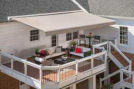 retractable awning