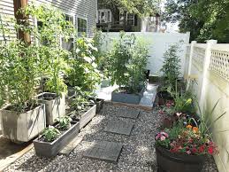 How To Garden In Small Spaces Resh Gala