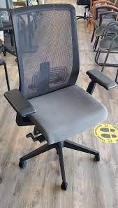 used haworth very task chair
