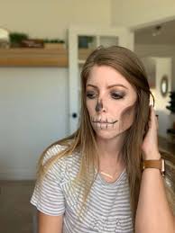 an easy skeleton makeup tutorial with