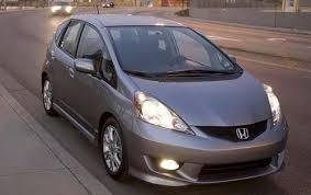 The 2010 honda fit technically does have some competition. 2010 Honda Fit Review Ratings Edmunds