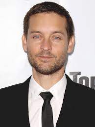 Tobey maguire is an american actor and film producer who has a net worth of $75 million dollars. Filmografie Von Tobey Maguire Filmstarts De