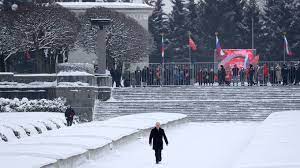 Putin Accused of Blocking Mourners for Leningrad Siege Photo Op - The  Moscow Times
