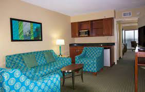 Warm, comfortable studio, 1 or 2 bedroom hotel suites in virginia beach, with a full kitchen, stove and fridge, are waiting for you at the homewood suites. Oceanfront Two Queen Bed Suite With Balcony Virginia Beach Oceanfront Hotel