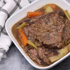 slow cooked brisket with red wine