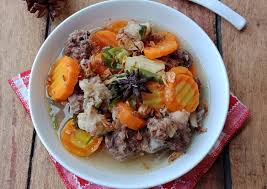 Jangan lewatkan untuk menambahkan sayuran segar agar sop daging . 7 Resep Sop Daging Sapi Pengganti Satai Dan Rendang Penetral Lemak