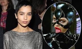 A video clip of michelle pfeiffer as catwoman whipping the heads of mannequins went viral on friday. Zoe Kravitz Says Michelle Pfeiffer Is Really Encouraging About Her Playing Catwoman In The Batman Daily Mail Online