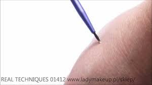 real techniques fine liner brush