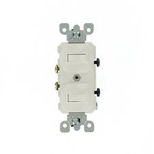Leviton 15 Amp Combination Double Switch White