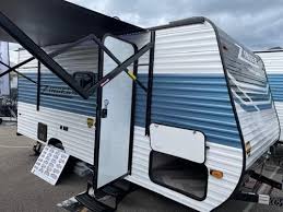 new or used small cer rvs dealer