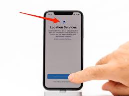 That's a status bar from the iphone xs max, the biggest iphone that apple makes. What The Arrow Means On An Iphone For Location Tracking Business Insider