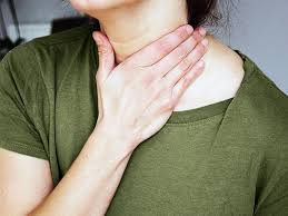 sore throat on one side 9 causes and