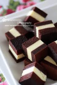 2 bungkus biskut marie perisa coklat 500 ml susu segar (dipanaskan). 9 List Cake Ideas Cake Layer Cake Recipes Layer Cake