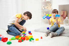 Atividades para crianças autistas: dicas para melhorar o desenvolvimento -  Supera
