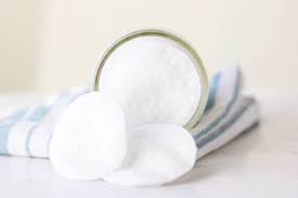 diy makeup remover wipes with coconut