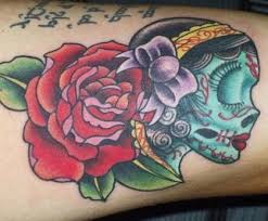 Un tattoo tête de mort n'est pas forcément morbide, bien au contraire ! 57 Tatouages Mexicains Symboles Et Tetes De Mort