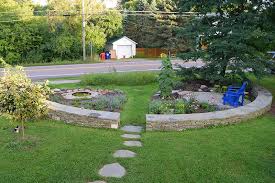 A Memorial Garden That Invites The