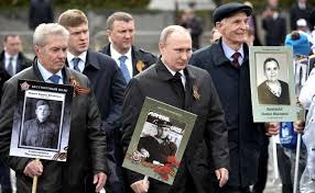 Kučanov obisk v Moskvi plačal kar Putin, na proslavi še proruski predsednik  Moldove | Revija Reporter