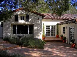 Spanish Hacienda Style House Designs By