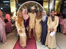 Is the same old home routine dulling your creativity? Brides Family Picture Of Lace Boutique Hotel Johor Bahru Tripadvisor