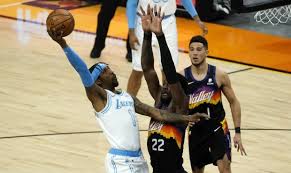 Los angeles lakers roll into the valley of phoenix to face devin booker and the suns. Zwsvgflfnz4cim