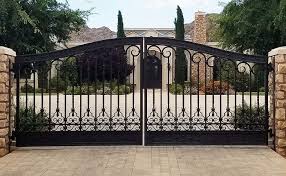 10 Latest Iron Gate Designs For House