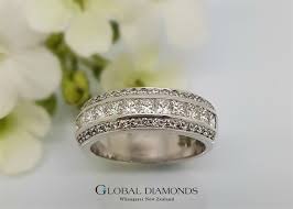9ct white gold mixed diamond ring