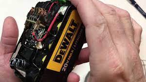 DeWalt 20V Max 3AH Battery Repair - YouTube