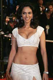 Top 10 Sexy Bollywood Actresses with Pictures - HubPages