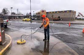 battery powered power washer