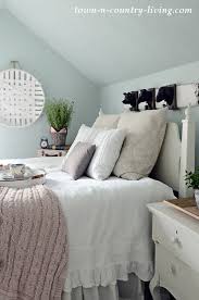 how to decorate your bedroom for spring
