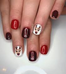 Or jazz things up by creating christmas nail art or decorating an accent nail with a sparkly top coat. Updated 50 Festive Christmas Nails December 2020