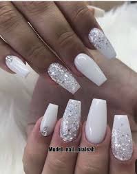 Getting fake nails using acrylic is definitely one of the best gifts of nail art. Pin By Mia On Homecoming Nails Glitter Nails Acrylic Homecoming Nails White And Silver Nails